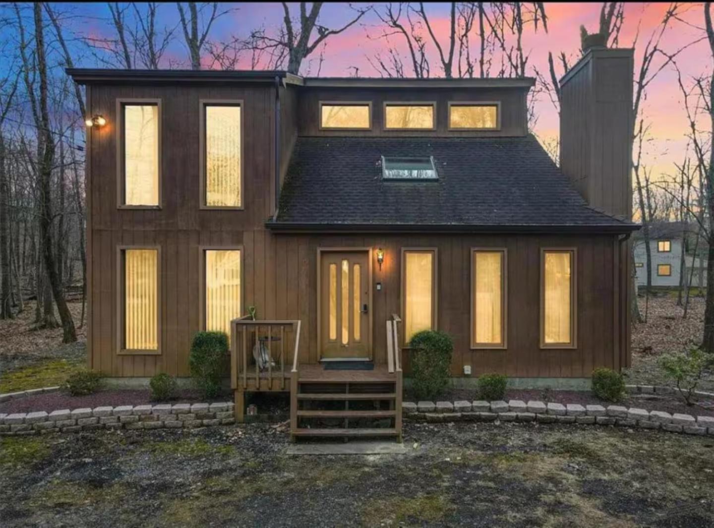 Cozy Cabin At Poconos With Hot Tub And Fire Pit อีสต์สเตราด์สเบิร์ก ภายนอก รูปภาพ